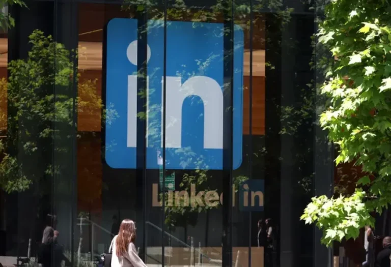 LinkedIn CEO transitions to new role focused on AI development